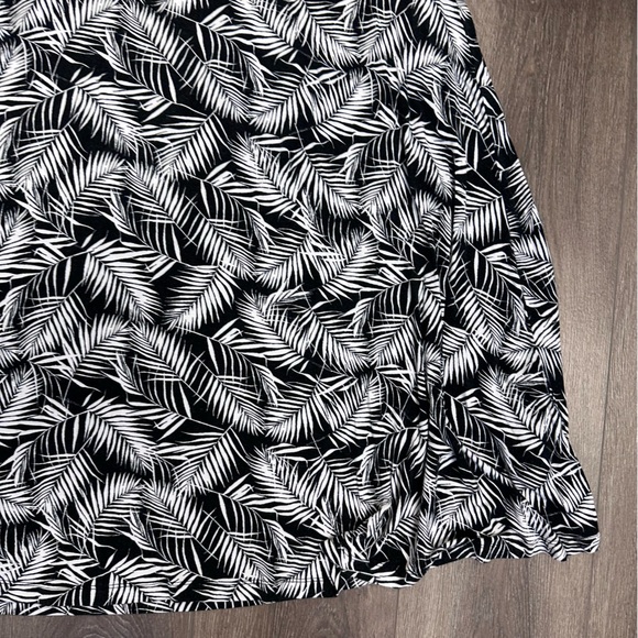 🌿10/$10🌿Old Navy Swing Dress - Picture 3 of 6